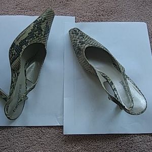 Shoe - Heel - Open Back